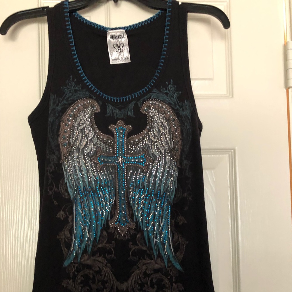 Tank with embroidered stitching